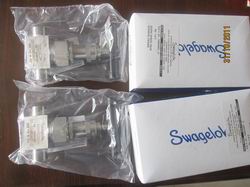 SWAGELOK����